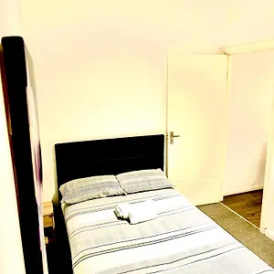 One Bed Flat In Central , Londra Regno Unito